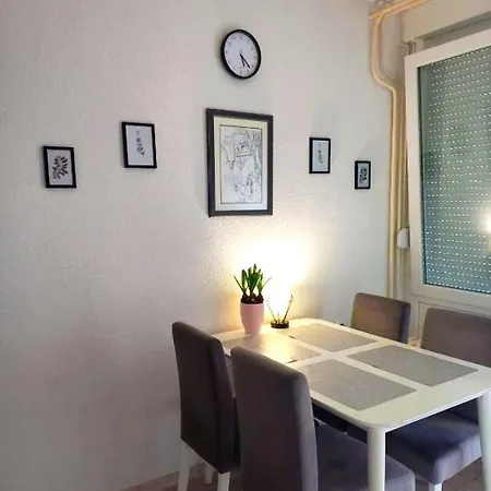 Apartment Az